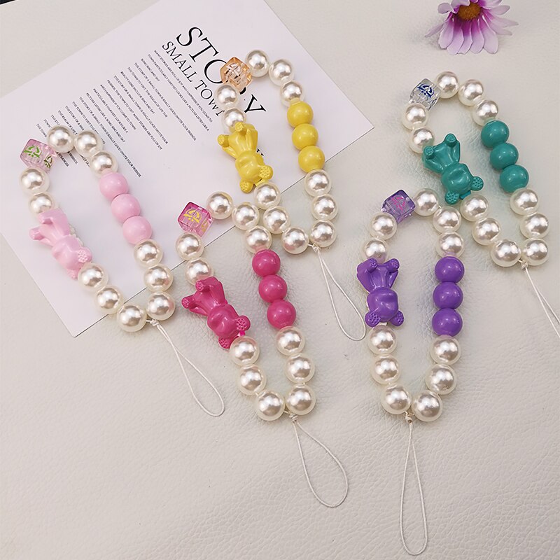 Short Women&s Pendant Pearl Bear Pendant Mobile Phone Lanyard New Wrist Chain Pearl Tide Brand Anti-lost Pendant Phone Keychain